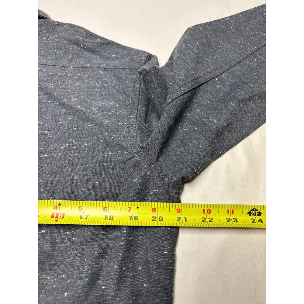 NWOT J.Crew Mens Small Gray Flecked Button Down Shirt Long Sleeve Flap Pockets